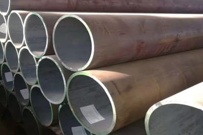 В продаже появились бесшовные трубы 530х10 и 530х12 мм российского производства